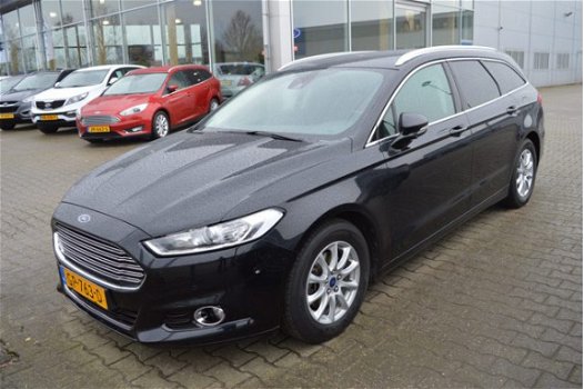 Ford Mondeo Wagon - 1.5 Titanium TREKHAAK / NAVI / PDC Voor+Achter - 1