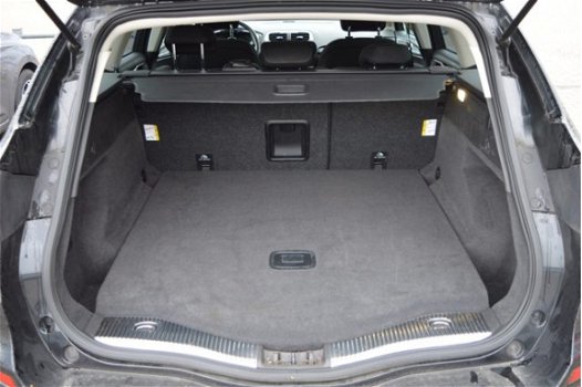 Ford Mondeo Wagon - 1.5 Titanium TREKHAAK / NAVI / PDC Voor+Achter - 1