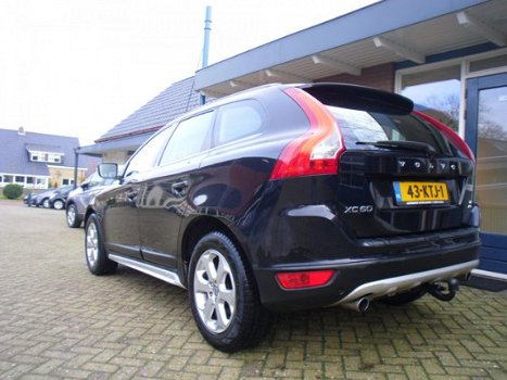 Volvo XC60 - 2.4 D5 206pk AWD Summum - 1