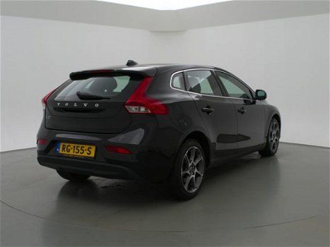 Volvo V40 - 2.0 D2 OCEAN RACE + LEDER / STOELVERW. / INPARKEERHULP - 1