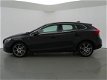 Volvo V40 - 2.0 D2 OCEAN RACE + LEDER / STOELVERW. / INPARKEERHULP - 1 - Thumbnail