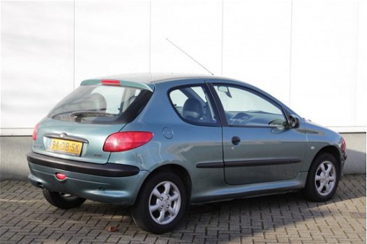 Peugeot 206 - 1.4 XT Automaat | Airco | Lm-Velgen - 1