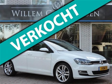 Volkswagen Golf - 1.2 TSI Business Edition Sport Navi Xenon/LED Schuifdak Camera PDC - 1