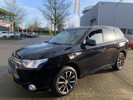 Mitsubishi Outlander - 2.0 PHEV Business Edition Ex btw.Navigatie, achteruitrijcamera, Leder int - 1