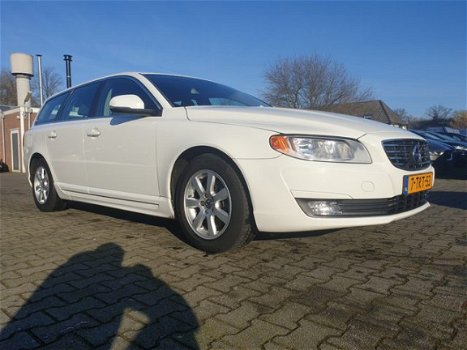 Volvo V70 - 1.6 D2 Kinetic AUT. *NAVI+PDC+ECC+CRUISE - 1