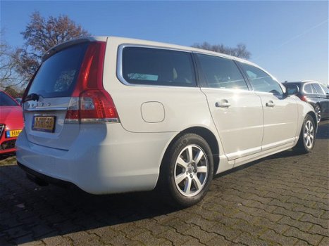 Volvo V70 - 1.6 D2 Kinetic AUT. *NAVI+PDC+ECC+CRUISE - 1