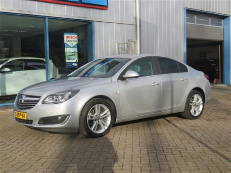 Opel Insignia - 1.6 T Edition - 1