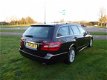 Mercedes-Benz E-klasse Estate - E 350 CDI BLUEEFFICIENCY Aventgarde Full Options - 1 - Thumbnail