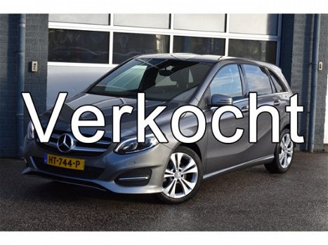 Mercedes-Benz B-klasse - 180 Urban | Ambition | Led Verlichting | Keyless-Go - 1