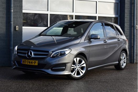 Mercedes-Benz B-klasse - 180 Urban | Ambition | Led Verlichting | Keyless-Go - 1