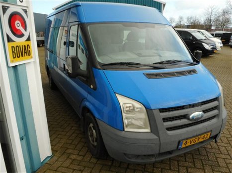 Ford Transit - 300L 2.2 TDCI SHD DC / Apk t/m 14-03-2020 / 86Pk - 1