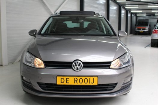 Volkswagen Golf Variant - 1.2 TSI Comfortline Navigatie | Climate Control | Panoramadak | Keyless En - 1