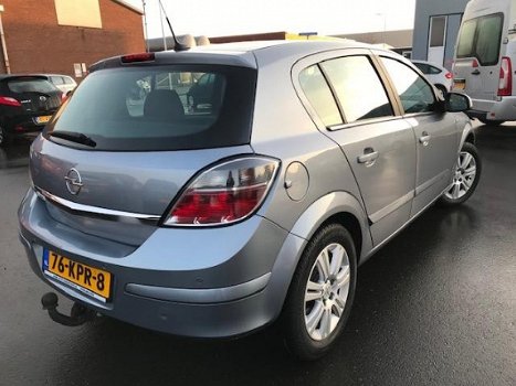 Opel Astra - 1.6 Cosmo 85KW 5DRS. HB. 2010 106dkm.+NAP voor 5995, - euro - 1