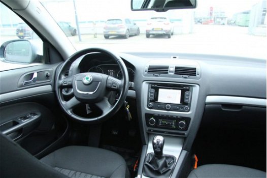 Skoda Octavia Combi - 1.4 TSI Elegance Navigatie/Trekhaak - 1