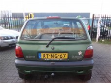 Renault Twingo - 1.2 Spring 3 deurs, goede APK, nwe bougies, banden, bobine, koelslangen etc. en rij