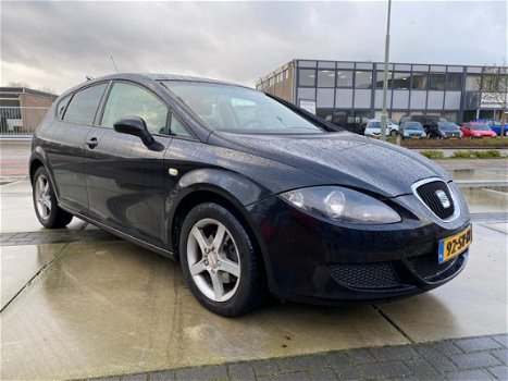 Seat Leon - 2.0 TDI Reference AIRCO/NAVI/6-BAK/NAP/APK - 1