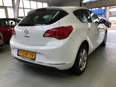 Opel Astra - 1.4 Berlin 5DRS|NAVI|Cruise|PDC