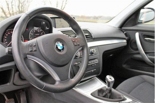 BMW 1-serie - 116i Business Line Edition 122 Pk Schuif/Kanteldak Bi-Xenon Navi Trekhaak - 1