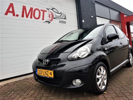 Toyota Aygo - 1.0-12V Access nette auto rijdt prima - 1