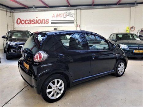 Toyota Aygo - 1.0-12V Access nette auto rijdt prima - 1