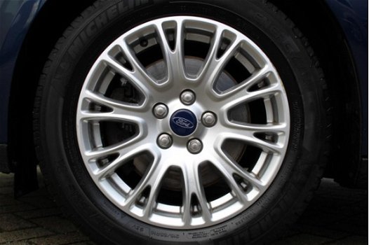 Ford Focus - 1.6EB 150PK Titanium | TREKHAAK 1500KG | VOORRUITVERW. | CLIMATE | NAVI - 1