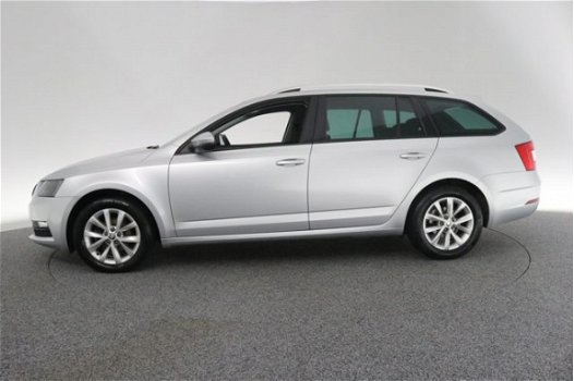 Skoda Octavia Combi - 1.6 TDI Ambition Business NAVI / TREKHAAK / CLIMA / CRUISE / SUNSET - 1