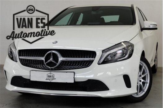 Mercedes-Benz A-klasse - 180 Ambition / LED / Navi / Sportstoelen - 1