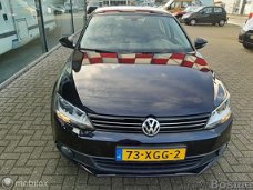 Volkswagen Jetta - 1.2 TSI Comfort Executive Line