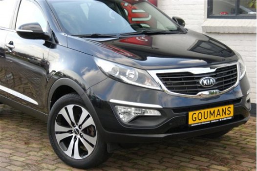 Kia Sportage - 2.0 Plus Pack Automaat Clima Trekhaak Cruise - 1