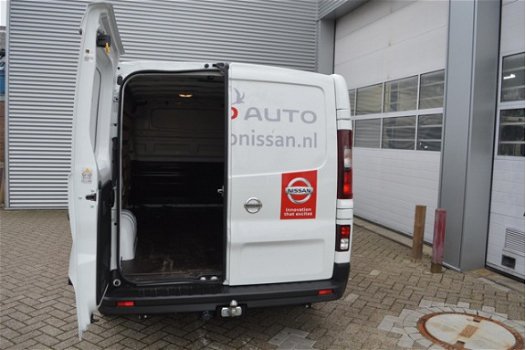 Nissan nv300 - 1.6 dCi 125PK L2H1 AIRCO NAVIGATIE TREKHAAK BETIMMERING - 1