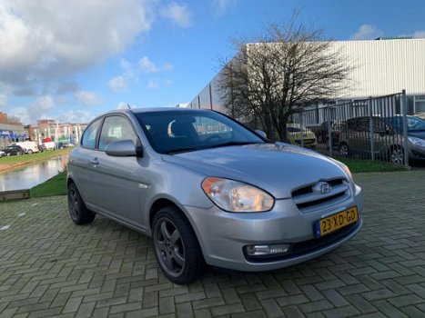 Hyundai Accent - 1.4i Dynamic Airco 3drs Nieuwe APK NAP - 1