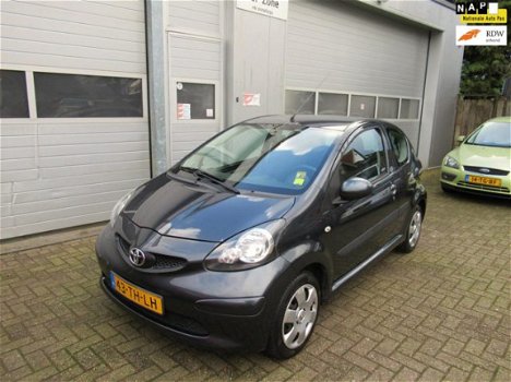 Toyota Aygo - 1.0-12V + 2006-NAP-Elek.Pakket-APK - 1