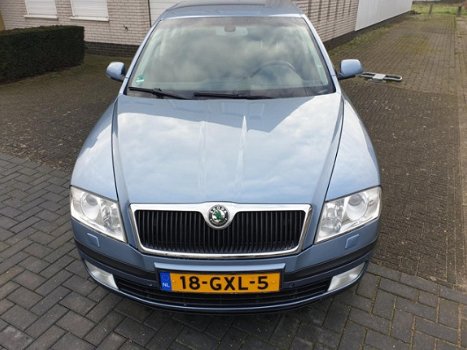 Skoda Octavia - 1.8 TSI Elegance Attractive Business Sport Clima Navigatie 18 Inch Sportwielen - 1