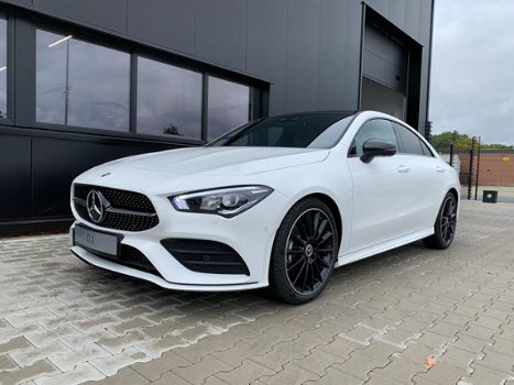 Mercedes-Benz CLA-Klasse - 180 | Automaat | Panorama | Augmented reality | AMG-Line - 1