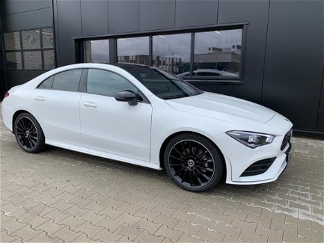 Mercedes-Benz CLA-Klasse - 180 | Automaat | Panorama | Augmented reality | AMG-Line - 1