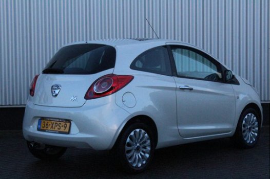 Ford Ka - 1.2 | 69 pk | Titanium X | Panoramadak | Lichtmetaal - 1