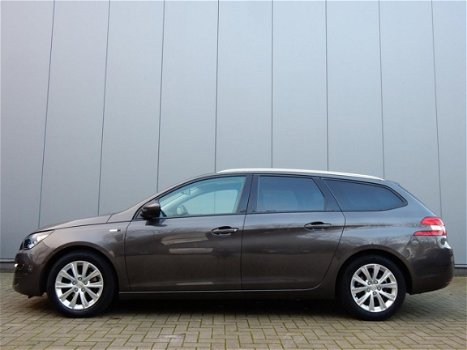 Peugeot 308 - 1.2 PureTech 110pk Style, Navigatie - 1