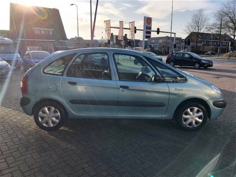 Citroën Xsara Picasso - 1.8i-16V Différence 2 Meerdere foto's op de website - 1