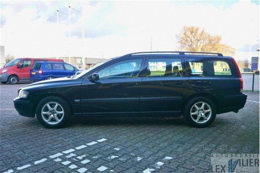 Volvo V70 - 2.4 Comfort Line - Instapklaar met nieuwe LPG-installatie - 1