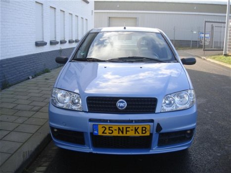 Fiat Punto - 1.2 Sound MET NIEUWE APK - 1