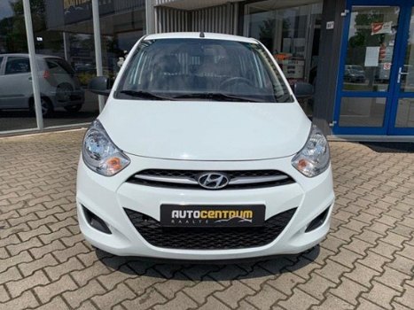 Hyundai i10 - 1.1 i-Drive LMV//ZEER LEUKE ZUINIGE AUTO//RADIO CD SPELER - 1