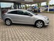 Opel Astra GTC - 1.6 Cosmo CLIMATE CONTROLE//CRUISE CONTROLE//LMV//NIEUWE APK - 1 - Thumbnail