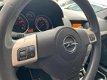 Opel Astra GTC - 1.6 Cosmo CLIMATE CONTROLE//CRUISE CONTROLE//LMV//NIEUWE APK - 1 - Thumbnail