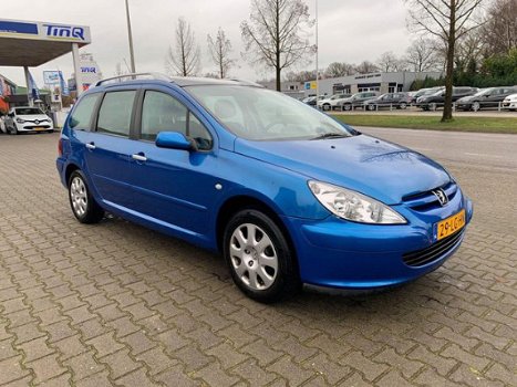 Peugeot 307 SW - 1.6 16V 7 PERS//AIRCO//DISTRIBUTIE 2018 VERVANGEN//APK 02-2020// - 1