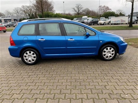 Peugeot 307 SW - 1.6 16V 7 PERS//AIRCO//DISTRIBUTIE 2018 VERVANGEN//APK 02-2020// - 1