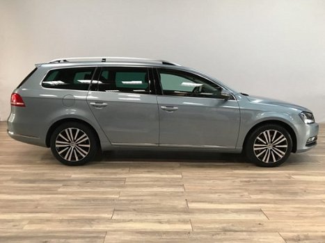 Volkswagen Passat Variant - 1.4 TSI Highline ALCANTARA+STOELVERW+ZITVERHOGER AF FABRIEK / NAVI / ELE - 1