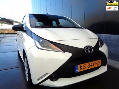 Toyota Aygo - 1.0 VVT-i 5drs Airco/CV /1e eigenaar/Dealer onderhouden - 1