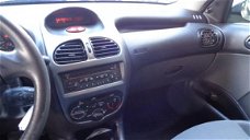 Peugeot 206 - 1.4 One-line