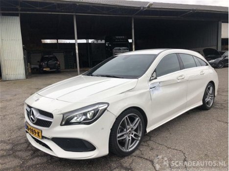 Mercedes-Benz CLA-klasse Shooting Brake - 180d 109pk amg-line - xenon - led - sportinterieur leer + - 1