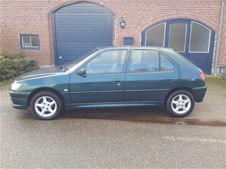 Peugeot 306 - 1.6 XT Automaat apk 16-11-2020 - 1